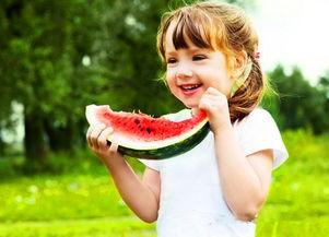 木木吃大瓜,尽享夏日大瓜盛宴